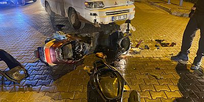 Balıkesir'de trafik kazasında motosiklet sürücüsü yaralandı